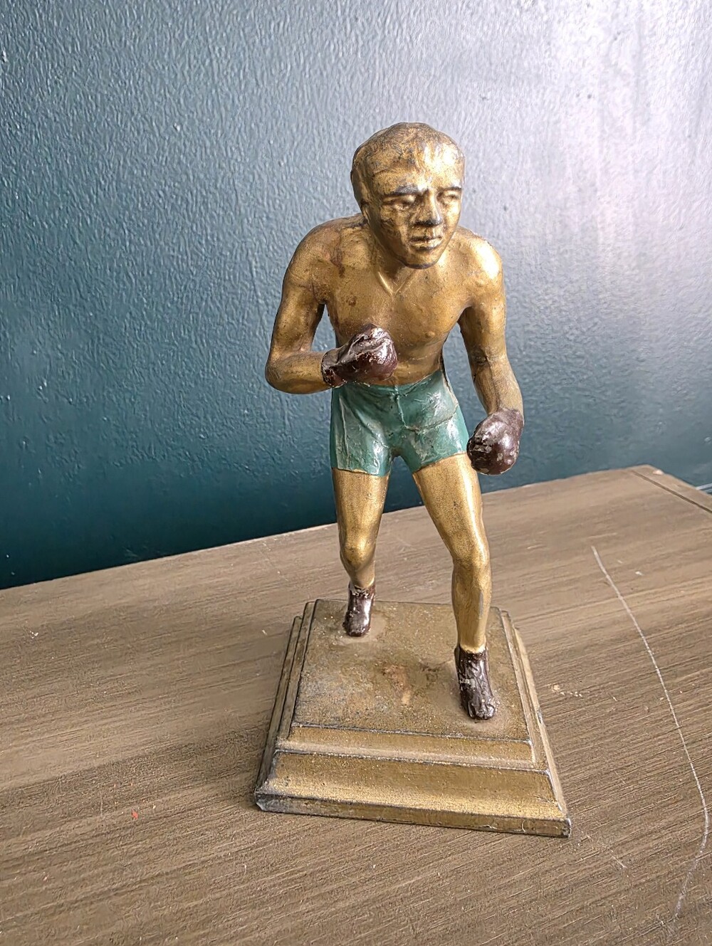 Vintage Art Deco Boxer Statue Small Desk Bookshelf 6.5x3